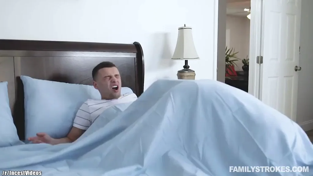 Rachel Rivers' Steamy Family Internship Fuck 🍆💦