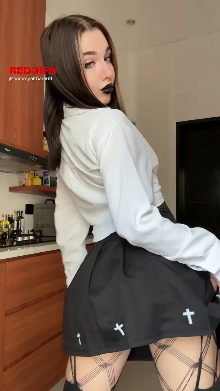 Get Your Face in My Goth Ass 🍑👅🔥