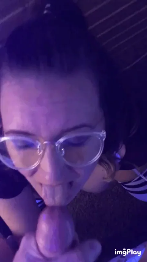 💦 Thick Rope of Cum Drenching Her Glasses & Hair 😈