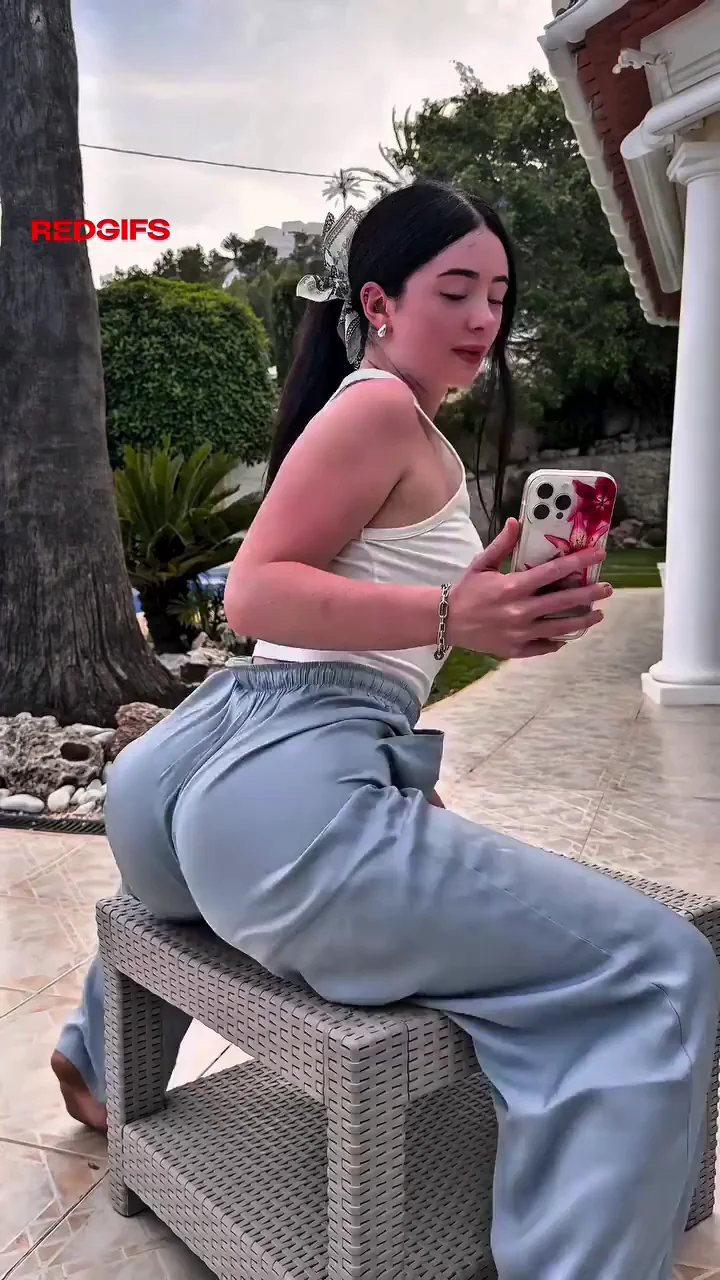 That ass is ready to bounce