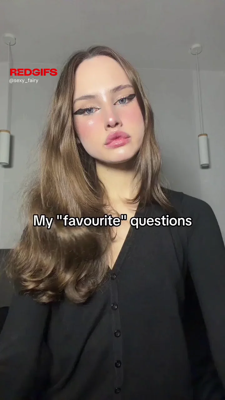 Cute Sissy Trap's Tiny Meaningful Girlcock Tease 💋🍆