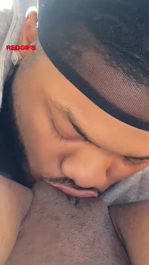 giving her some 👅 before work 💦