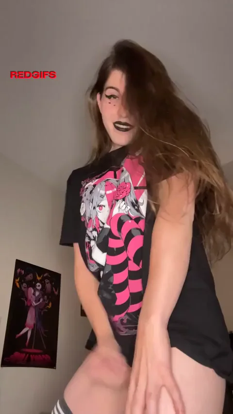 Petite TS Edging Her Thick Girlcock 🍆💦 Begging You to Finish Her Off