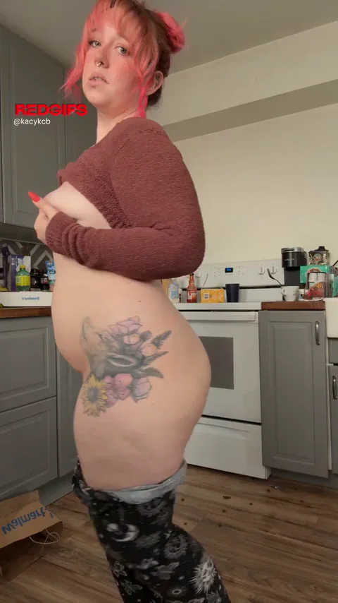 Cum put mamma on her knees