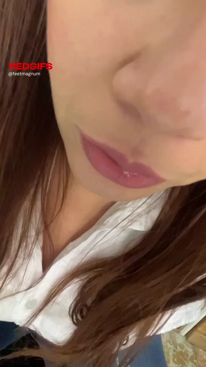 Open Wide Slut, Taste My Slow Spit Drool 😛💦