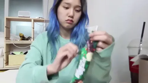 Oh My Girl MiMi Sucking That Thick Popsicle 🍭💦