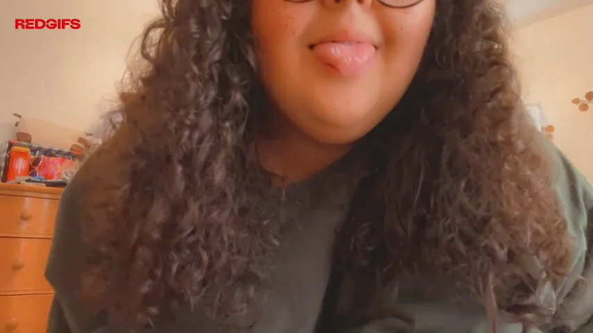 Teasing BBW Babe Drooling Spit Play
