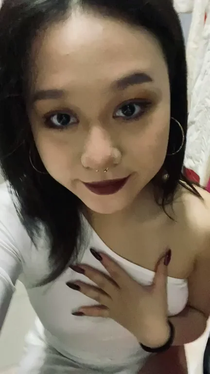 Funsized Asian Tease: 'Does My Tiny Body Make Your Cock Throb?' 😈🍑
