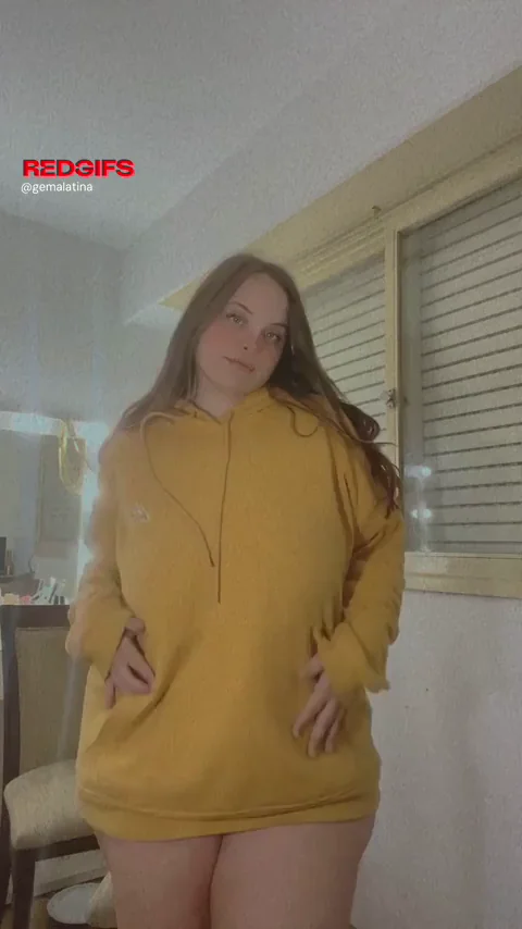 This chubby girl wants to ride your cock