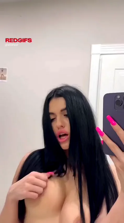 Wild College Slut Gets Nasty Solo in Mirror 😈🔥