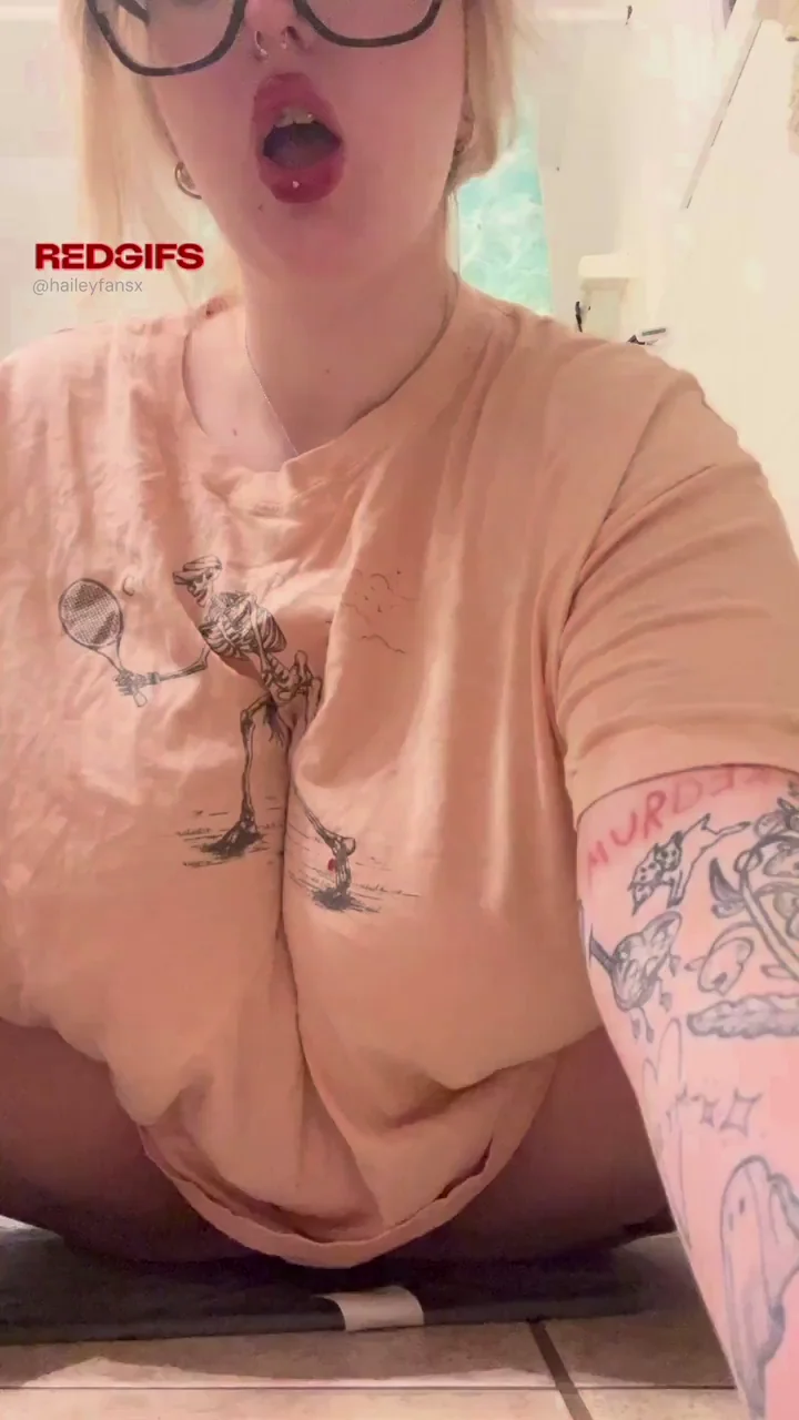 Goth Tease Slut Gets Horny Teasing Her Fat Tits & Inked Pussy 💦🖤