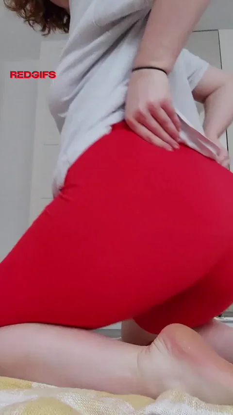 Cute Teen Cousin Teases with Juicy Ass and Perky Tits