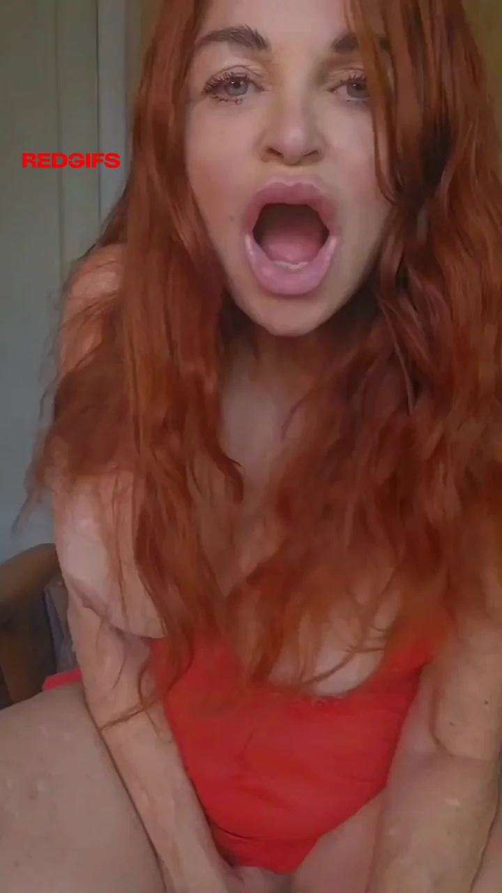 Mommy is squirting again