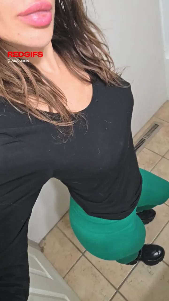 MILF Tease Sucky Sucky Tits Out 🍼💦