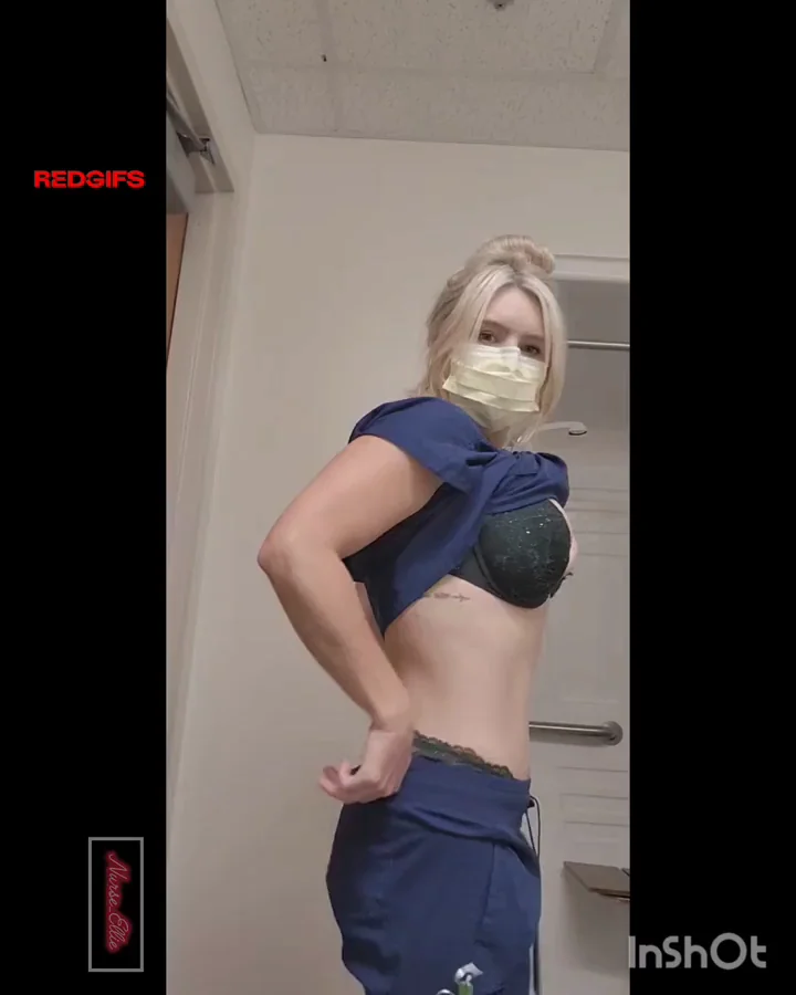 Momma is being bad at work. Watch until the end. 40f