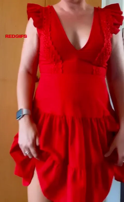 Red Hot MILF Tease in Sexy Dress 🔥🍑
