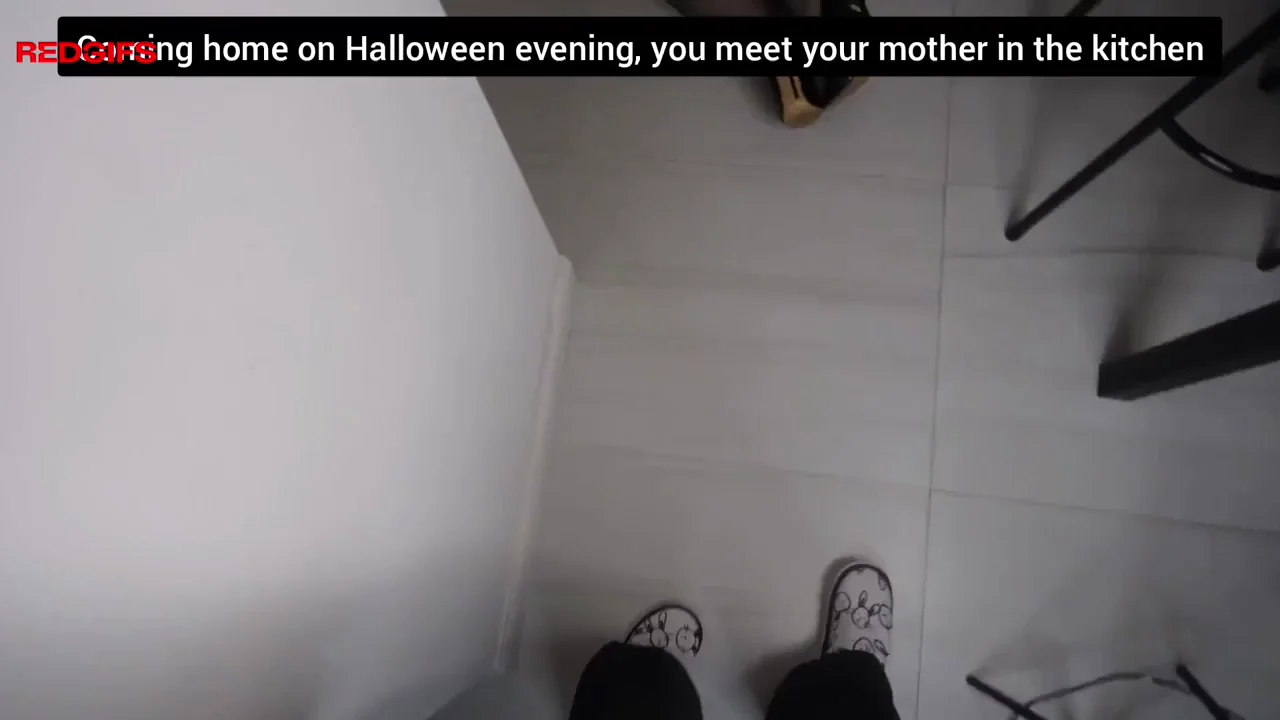Halloween vibe with mom