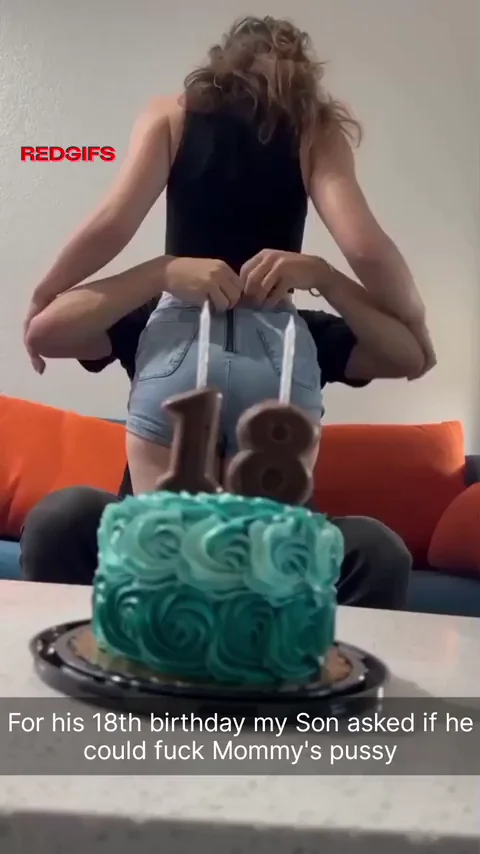 🔥 Horny Mommy's 18th Bday Gift: Son Fucks Her Juicy Pussy! 🍑💦