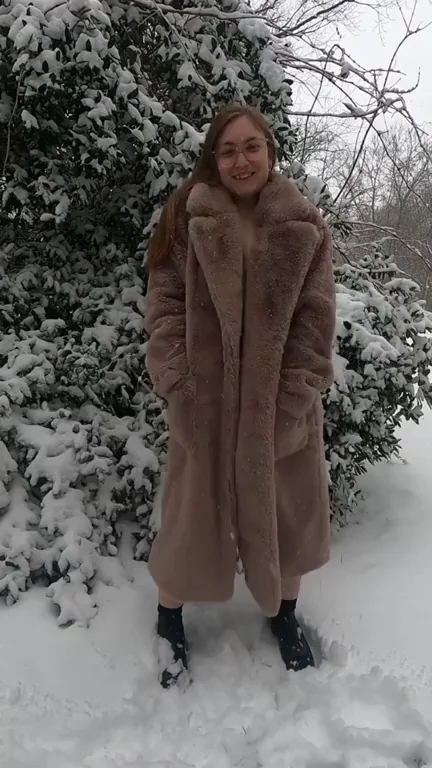 Shy Cutie in Snowy Fur Coat Flashes Her Sweet Smile 😘❄️