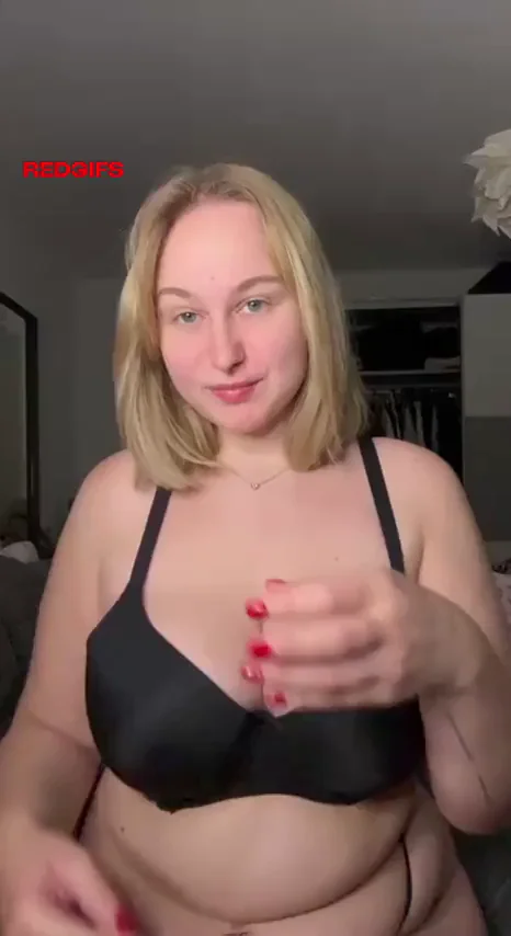 Thick Wife's Slutty Nudes: Cheating Tease Before Hubby Finds Out
