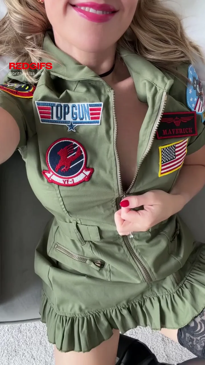 Top Gun MILF Zipper Tease: Costumes Off, Massive Tits Drop!