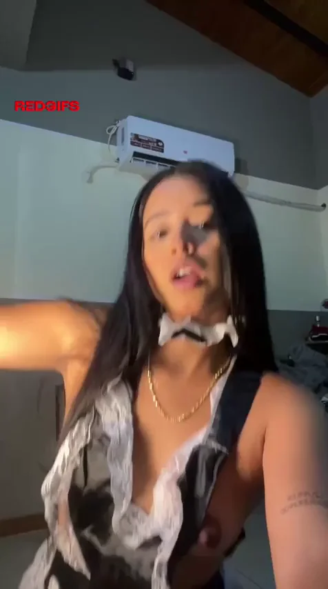 this perfect latin maid wants to clean your d tonight