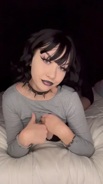 Just playing with my boobs for you ?