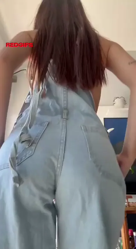 This outfit suits me perfectly