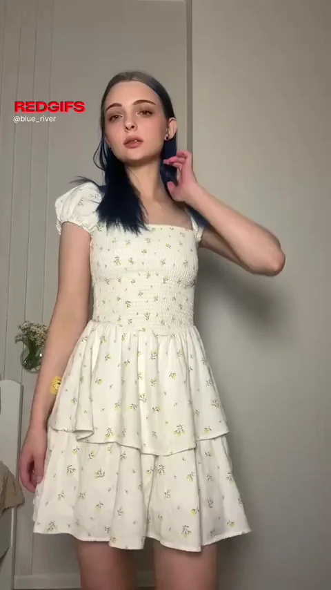 Be Honest Babe, Rate My Cute Teen Pussy? 😏🍑