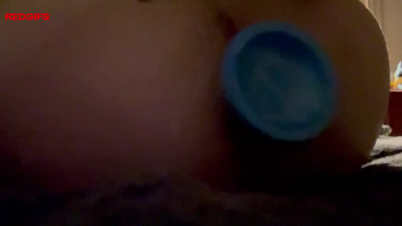 Does This Gape Make My Bubble Butt Look Fat? 🍑💦 >w<