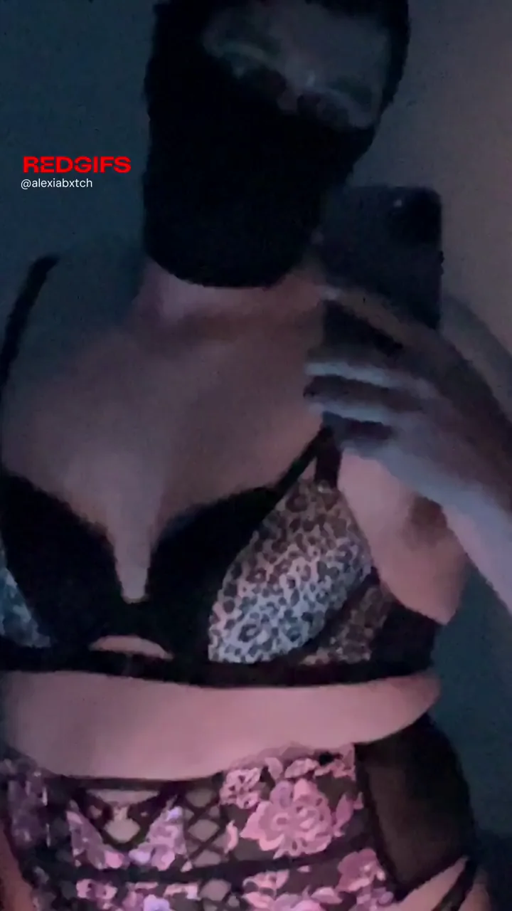 Hotter than my sister no cap ;)