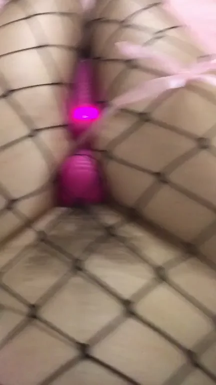 Cuckquean Slut Vibes on Her Wet Pussy Watching Hubby Fuck 😈💦