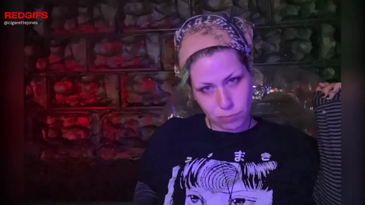 Poor thing. 🧠💦 Never had a chance. | [vid][sext][dom][fet]. Mommy is here to melt your fucking brain.