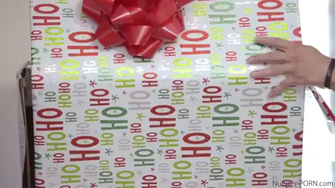 Unboxing Riley Reid Sex Doll 😈🎁🍆