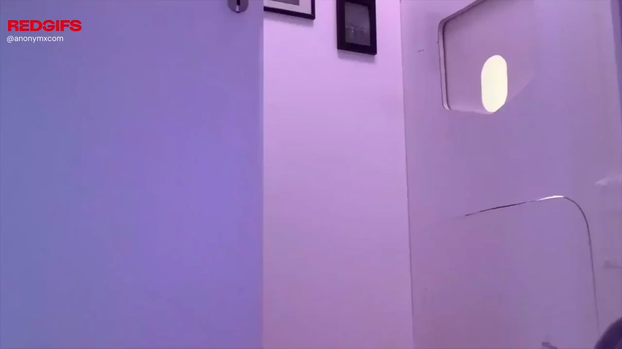 Young 25-year-old bends over, cheeks spread at the hole, ready to get fucked and bred hard. 💦🍆