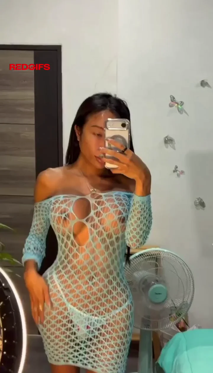 Blue fishnets 💙