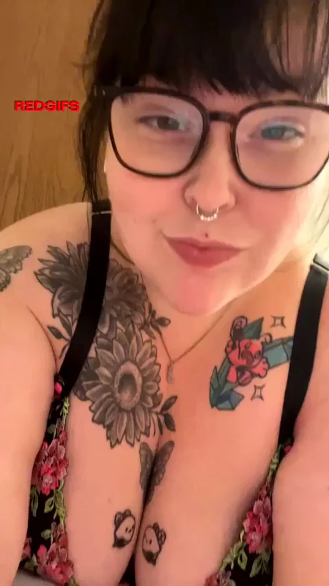 BBW Babe Keeps Your Cock Hydrated While Draining Your Balls Dry 💦😘