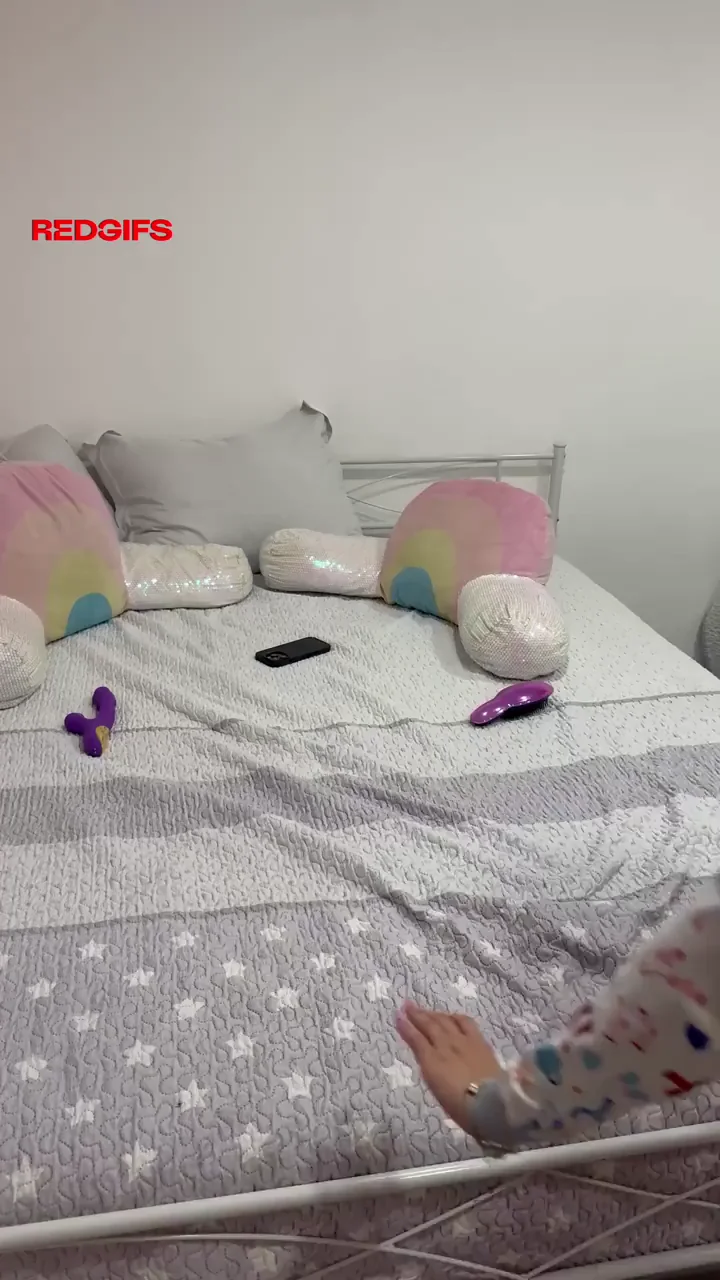 Lick my soles before we fuck