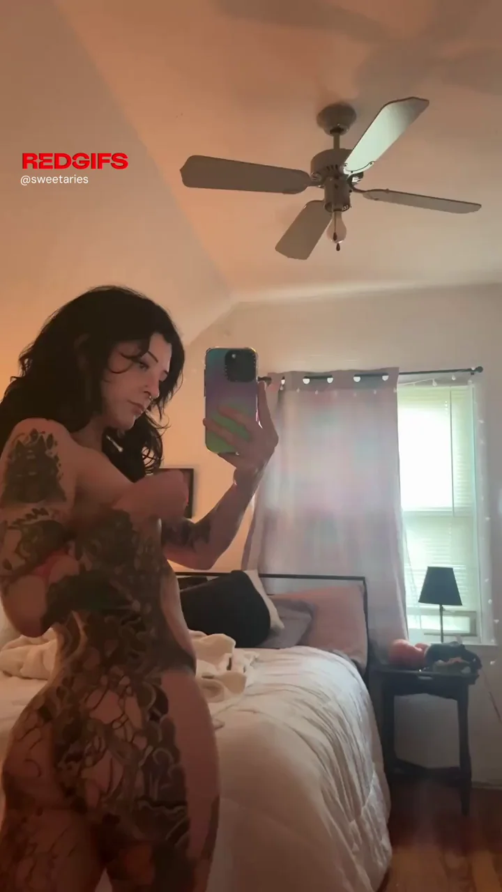 Sweet tattooed booty