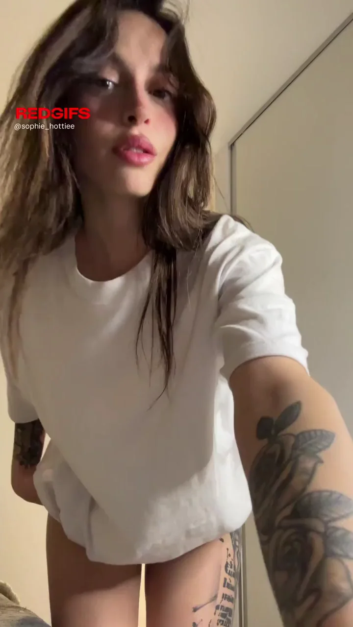 hope my pussy makes u hungry