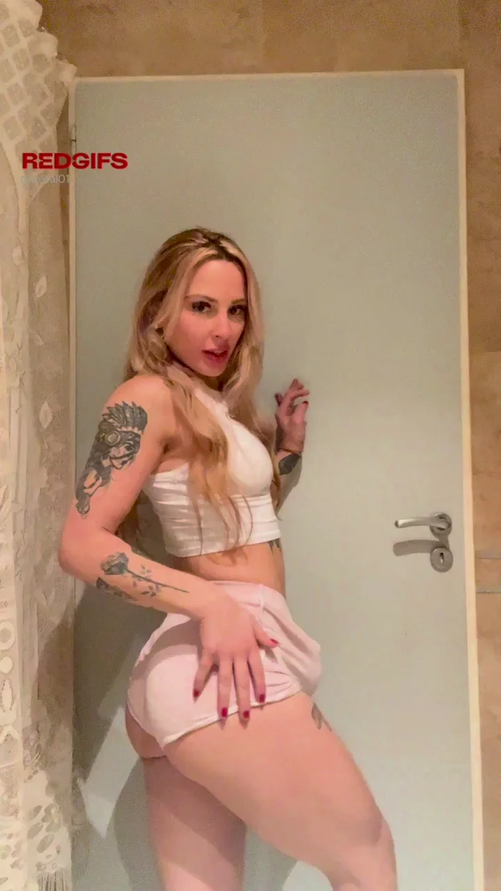 I want someone to ride me hard and fast