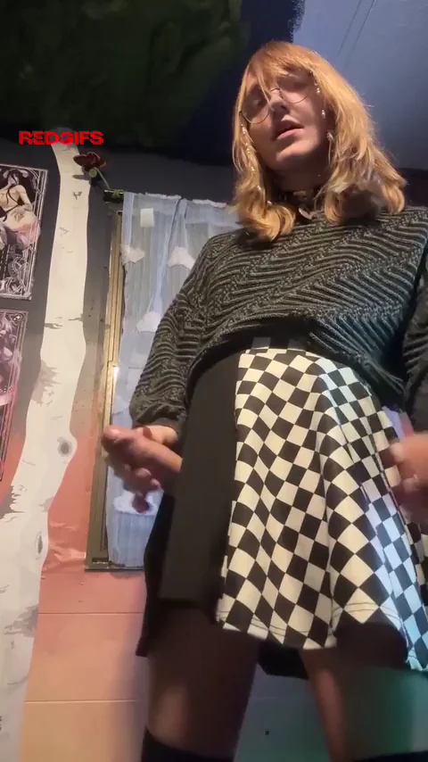 Cute &amp; Cumming 🥵