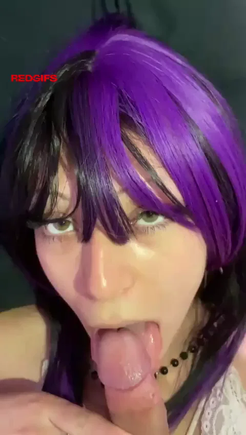 My first time sucking dick. 19yo