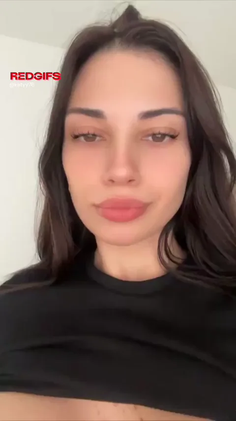 I love having my tits sucked!