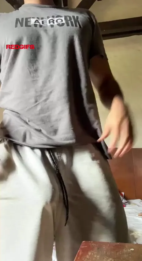 Morning Wood Monster Cock Poke-Out Needs Jerking Relief 😈🍆