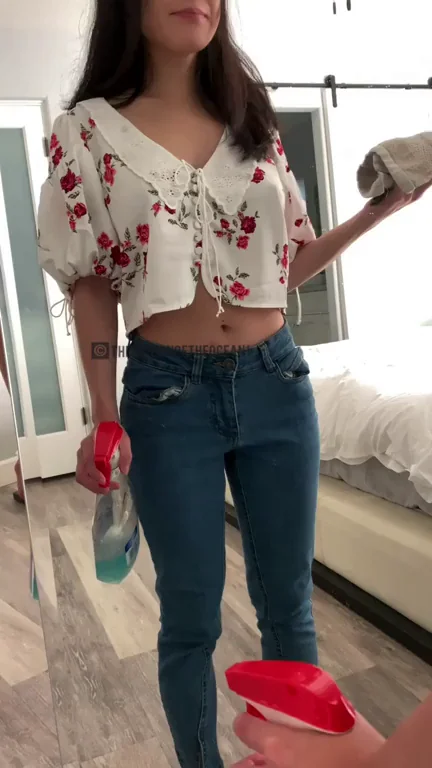 🧹 Busty Petite Maid Wipes It Down Challenge 💦