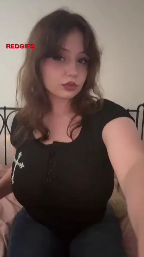 Busty Teen Babe's Massive Tits Tease 😍🍒