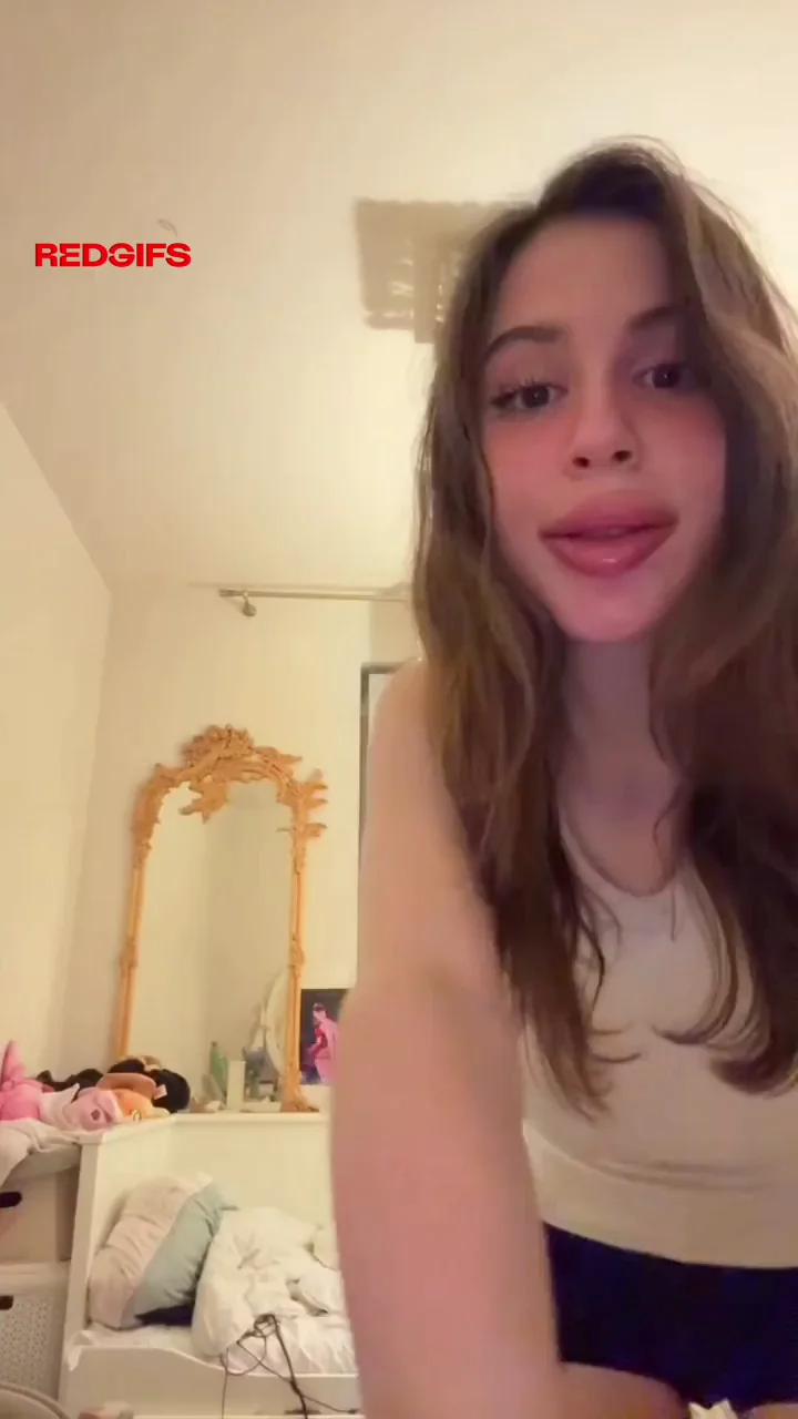 Golden Mirror Busty Tease 🍒🔥