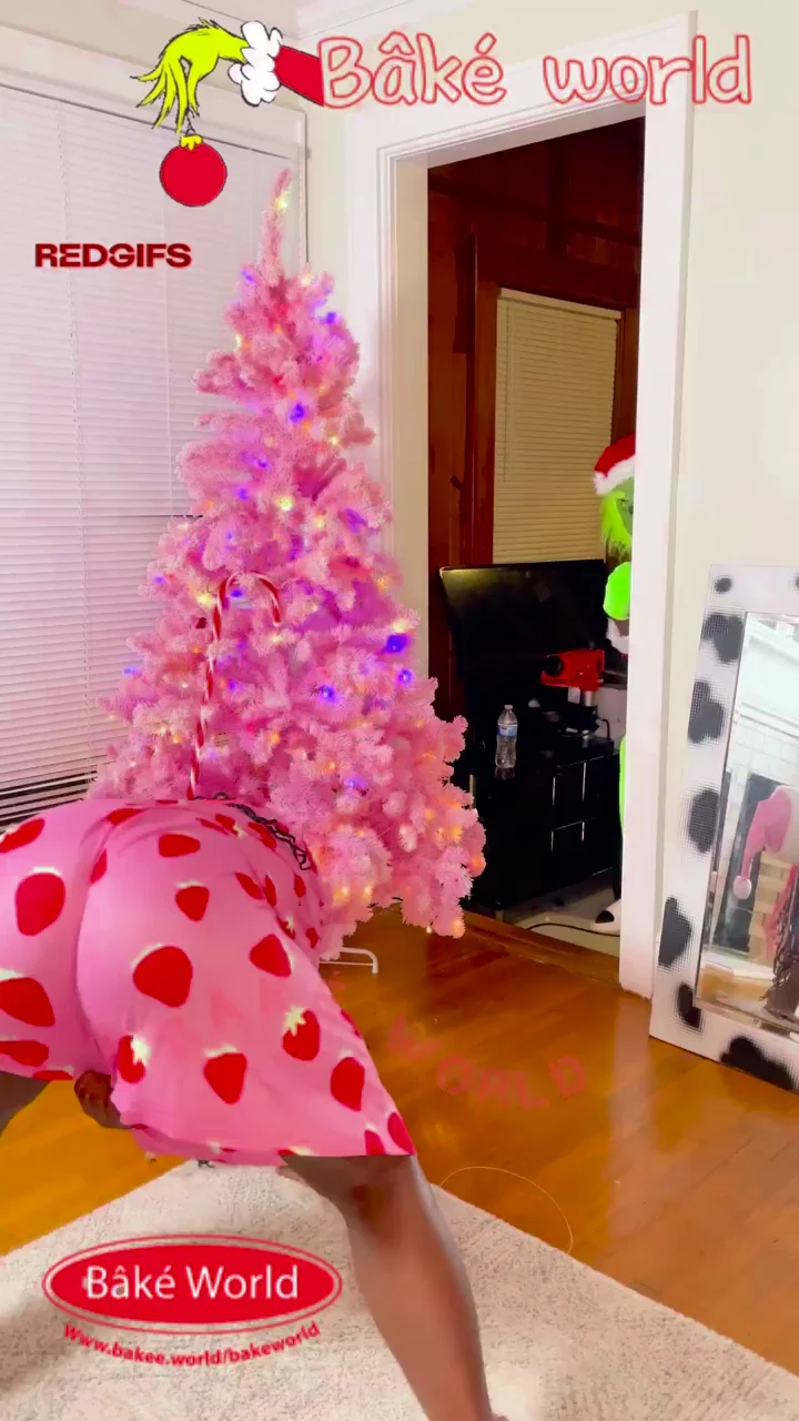 Merry Christmas U Filty Animals, Grinch took ova Bake world, wanna see the Uncut Version?