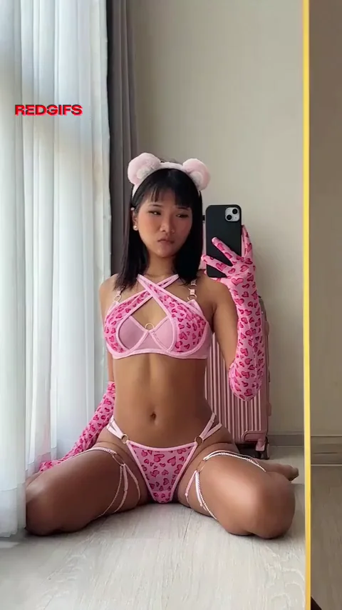 Would I pass your Asian Hotties standard?
